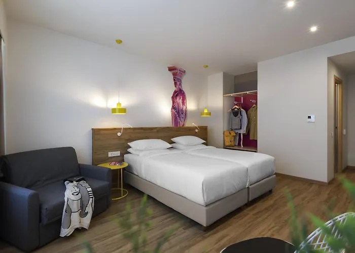 Ibis Styles Routes